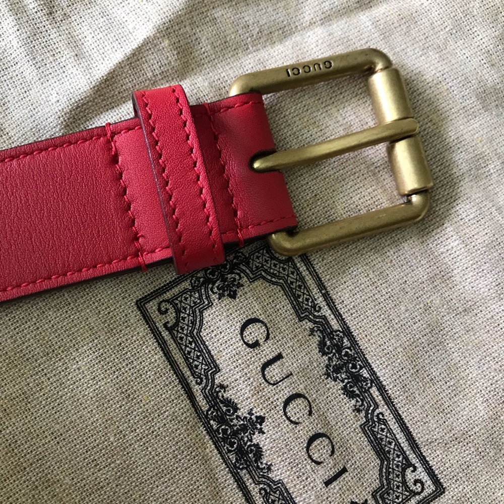 Authentic Gucci Belt LIKE NEW - Picture 4 of 11